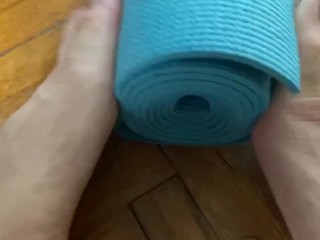 Boy Loves Footfetish With An Increment Of Ask Pardon Neat As A Pin Footjob Be Proper Of Monarch Yoga Carpet